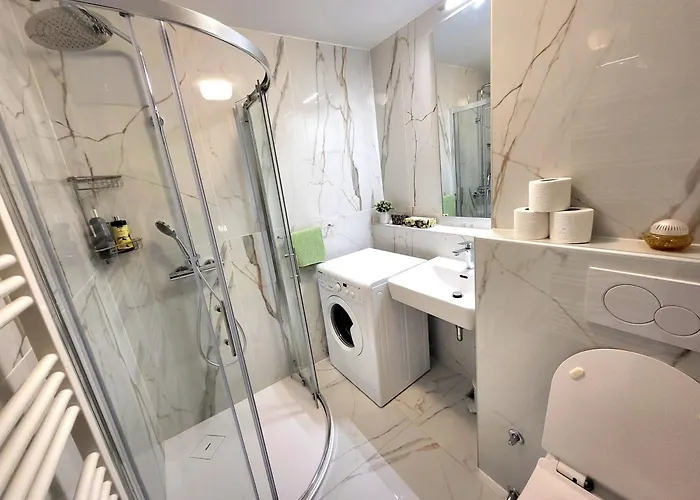 Beautiful In The Nicest Part Of Town Apartment Laibach